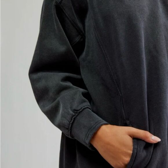 Free People Intercept Tunic. - Picture 4 of 8